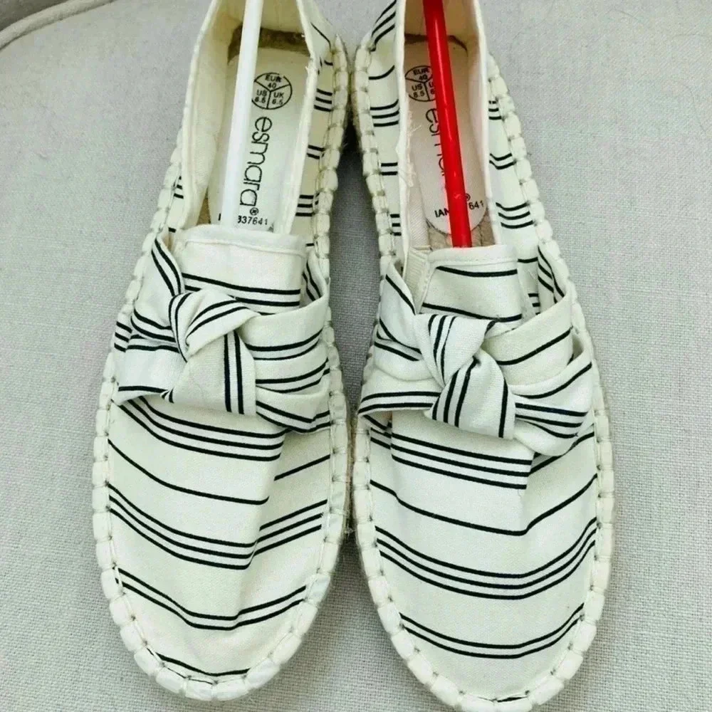 Esmara canvas New espadrilles size 9 1/2 preppy beige with tie on top